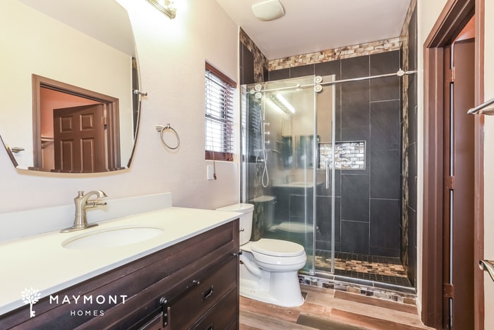 Building Photo - 767 W Barrus Dr