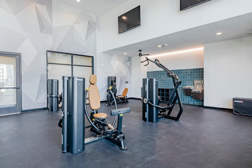 Building Photo - 11600 Spirit Dr