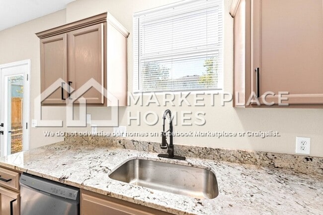 Building Photo - 4711 Lake Champlain Ln