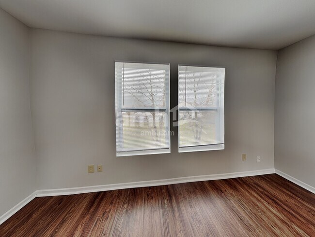 Building Photo - 1413 Dowell St