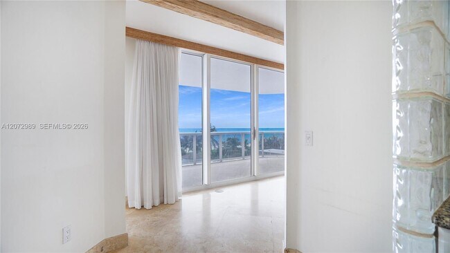 Building Photo - 4775 Collins Ave