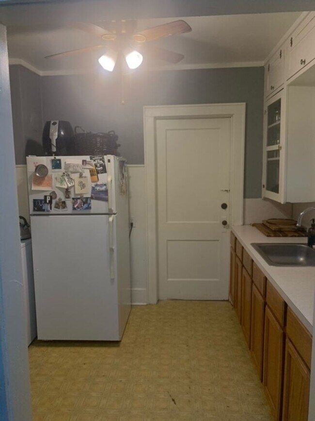 Building Photo - Cozy 1 bed 1 Bath Close to OU Campus