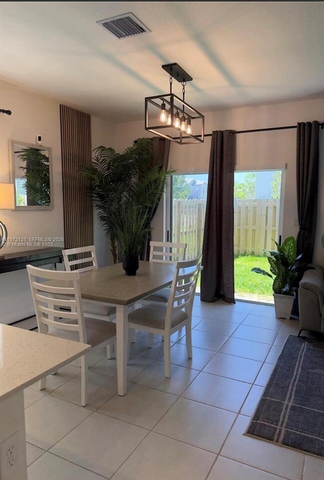 Building Photo - 16220 SW 288th Terrace