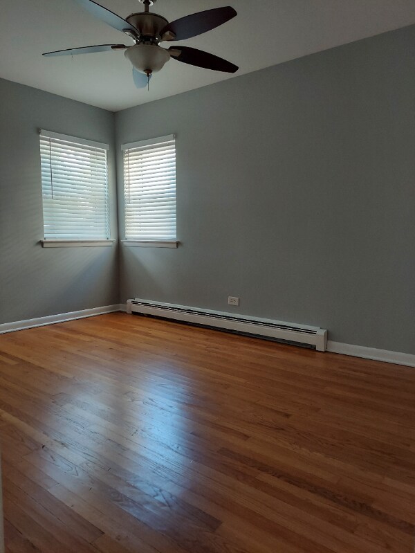 Building Photo - 320 Beach Ave