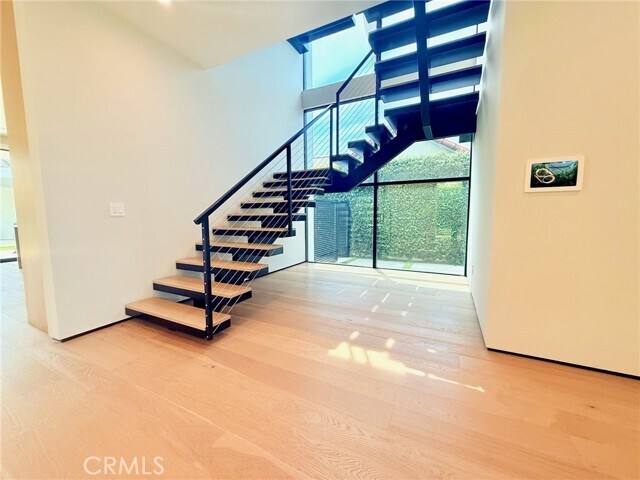Building Photo - 6430 Drexel Ave