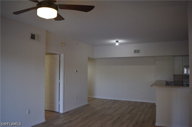 Building Photo - 1830 Florida Club Cir