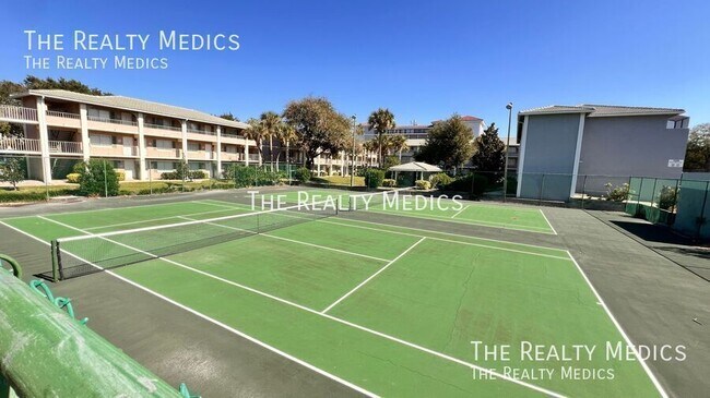 Building Photo - 126 Blue Pointe Way