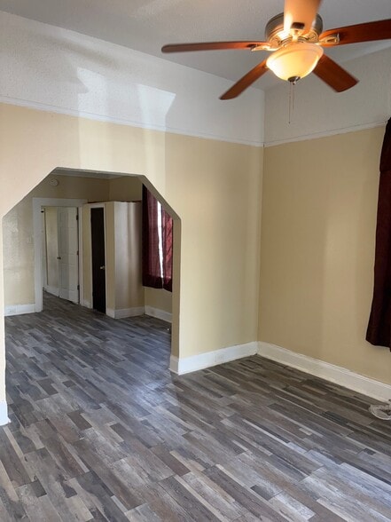 Building Photo - 8626 Green St