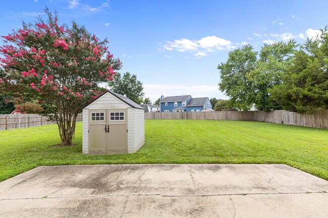 Building Photo - 1315 Copper Stone Cir