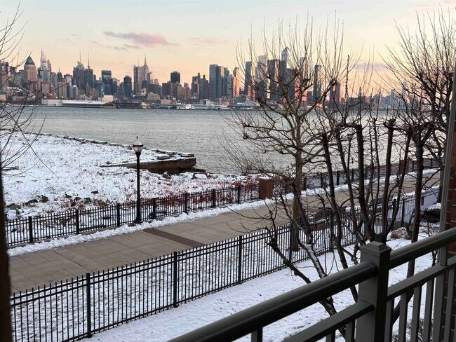 Building Photo - 24 Ave at Port Imperial