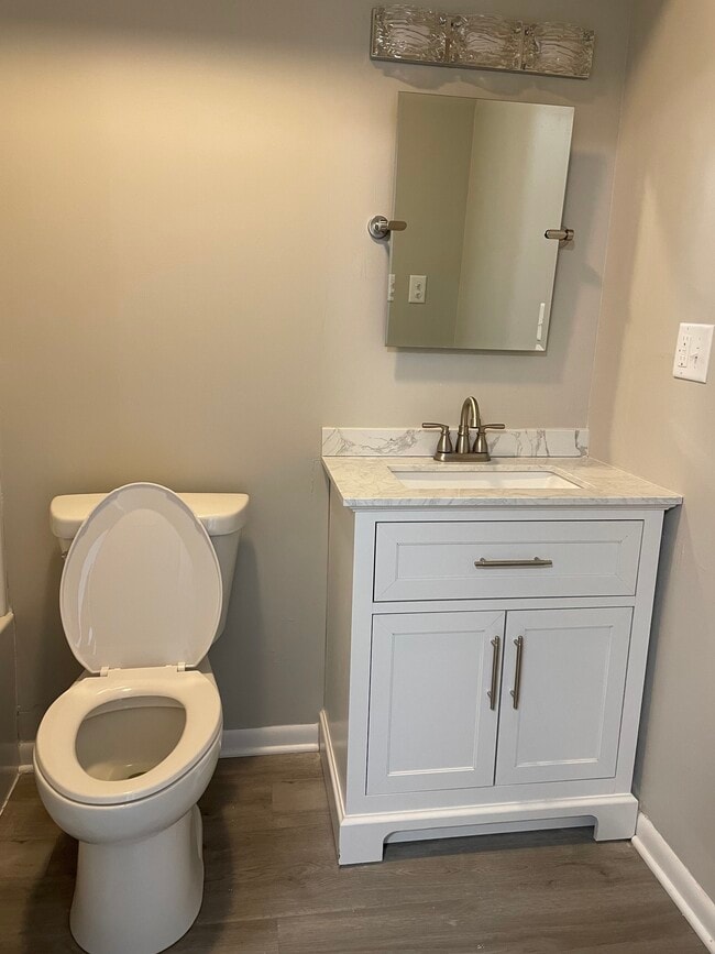 Building Photo - 1505 Sutter Dr