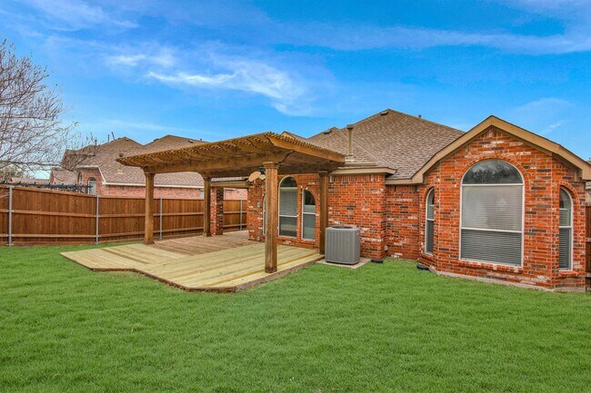 Building Photo - Stonebridge Ranch Single Story