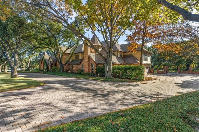 Building Photo - 5600 Willow Bend Ct