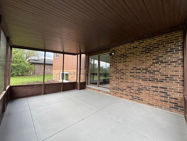 Building Photo - 3523 Jacqueline Dr