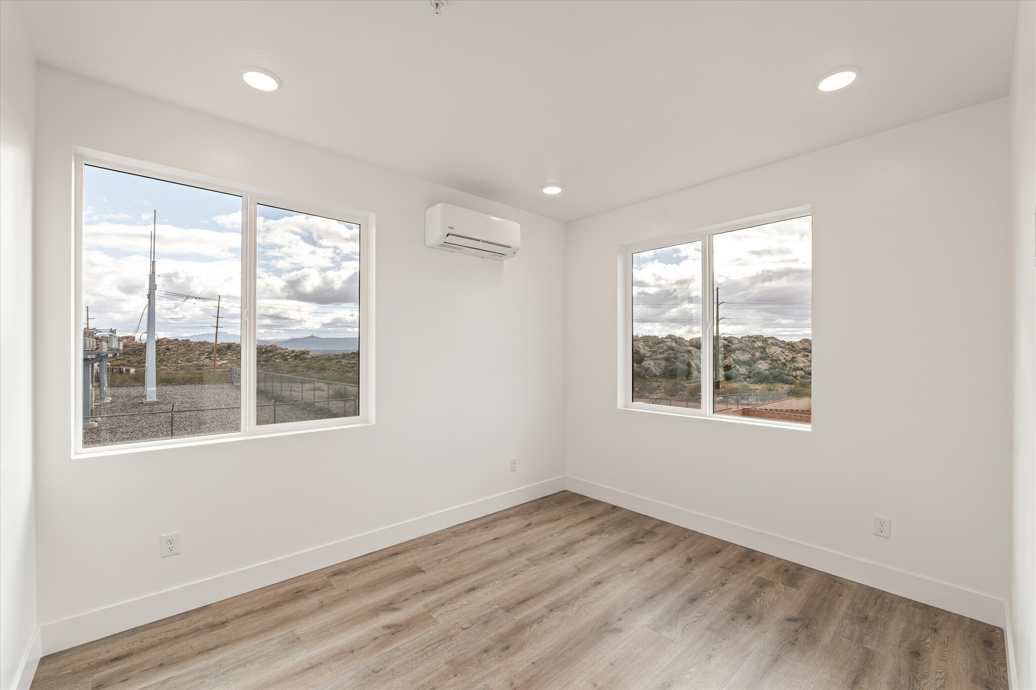 Building Photo - 6129 W 100 S