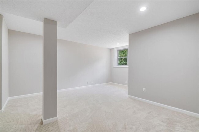 Building Photo - 1447 Southland Vista Ct NE