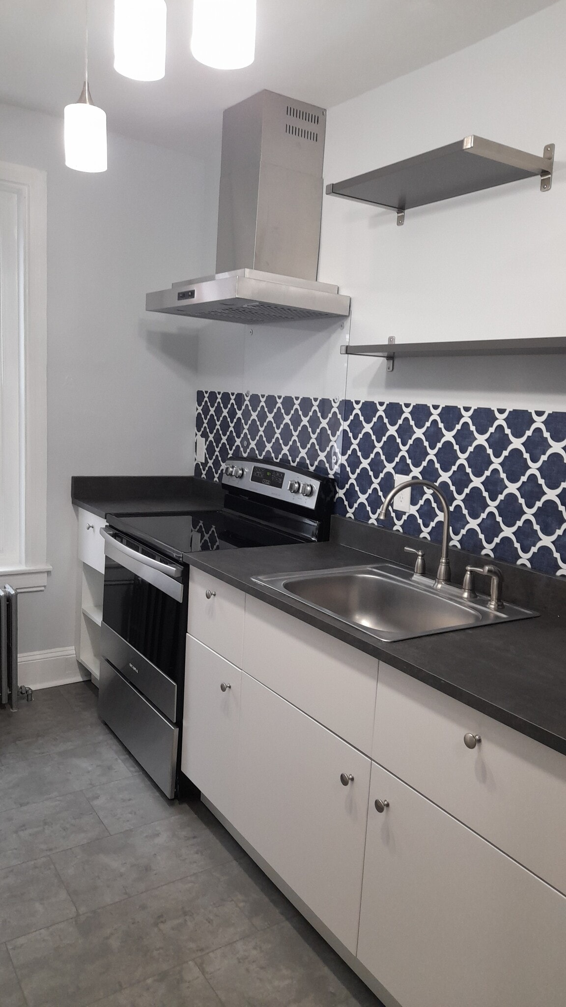 Building Photo - 229 Church St