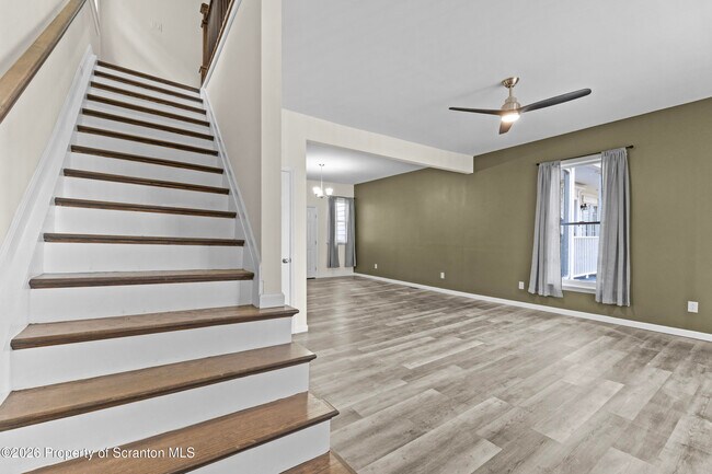 Building Photo - 302 Delaware Ave