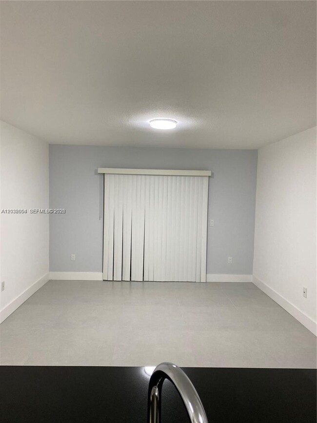 Building Photo - 15480 SW 284th St
