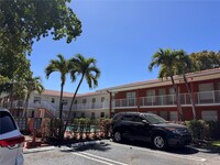 Building Photo - 3100 Coral Springs Dr