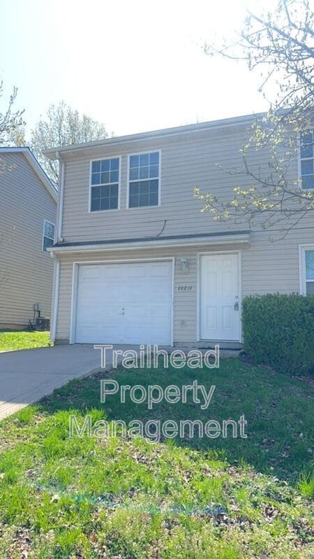 Building Photo - 18231 East 12th Terrace N