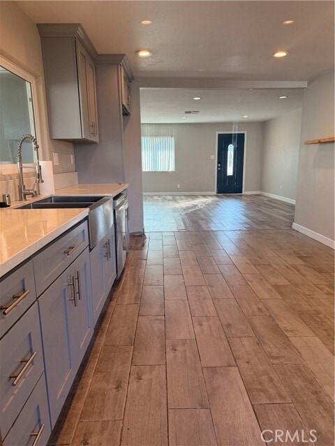 Building Photo - 18631 Warren Ave