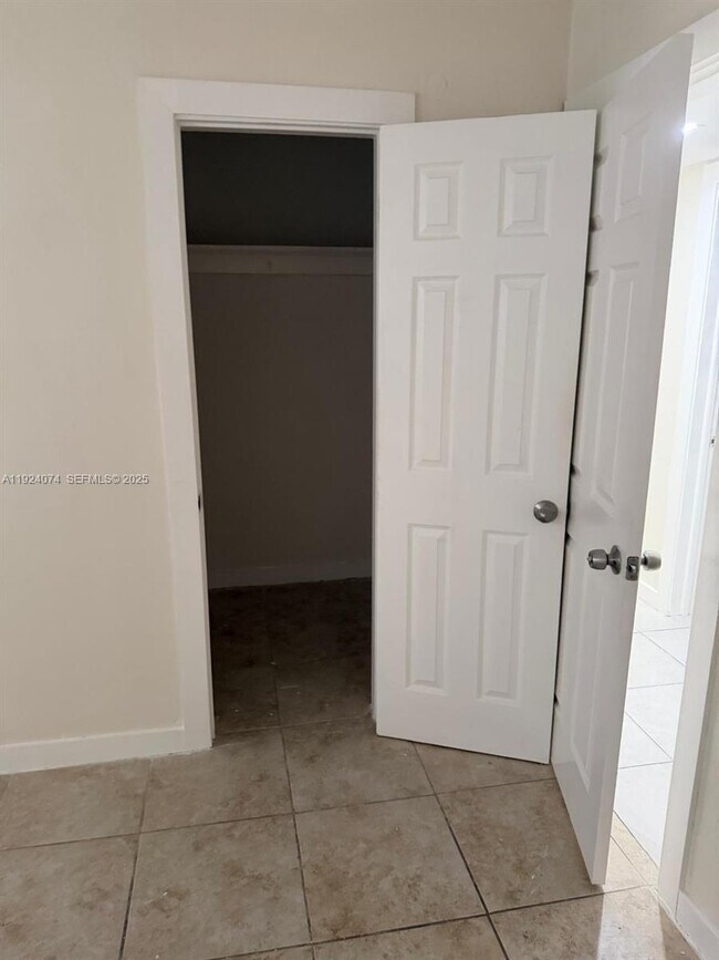 Building Photo - 19810 Holiday Rd