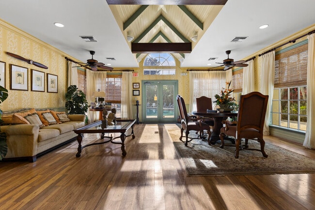 Building Photo - 1365 Crystal Way