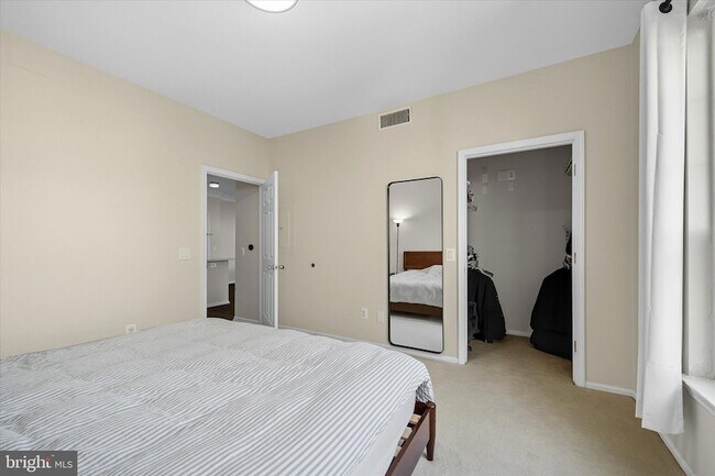 Building Photo - 1591 Spring Gate Dr.