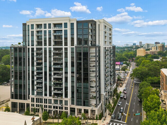 Building Photo - 2425 Peachtree Rd NE