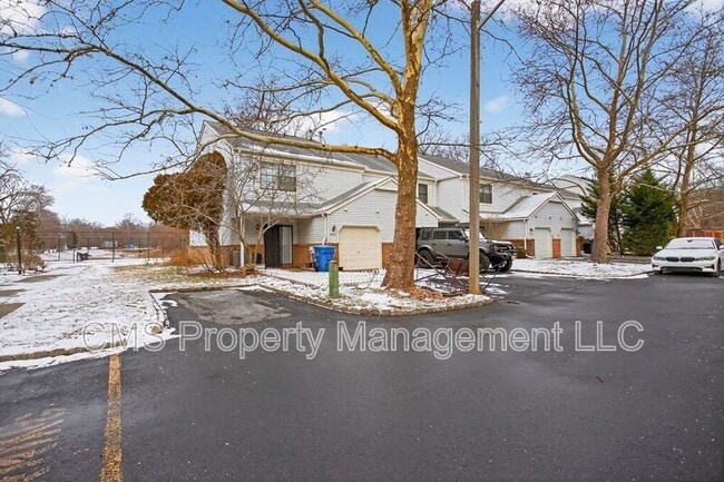 Building Photo - 1216 Thomas Ave