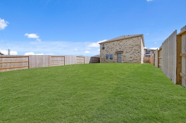 Building Photo - 2919 Summer Breeze Wy