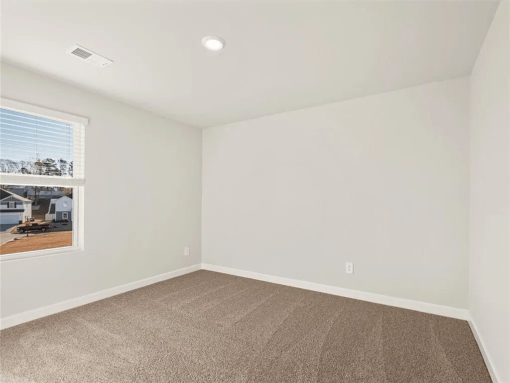 Building Photo - 105 Oval Ct