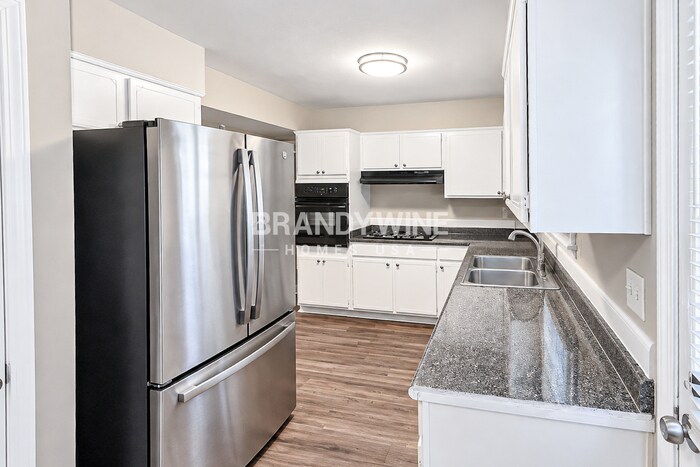 Building Photo - 3573 Monessen Dr