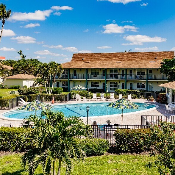 Building Photo - 235 Seaview Ct