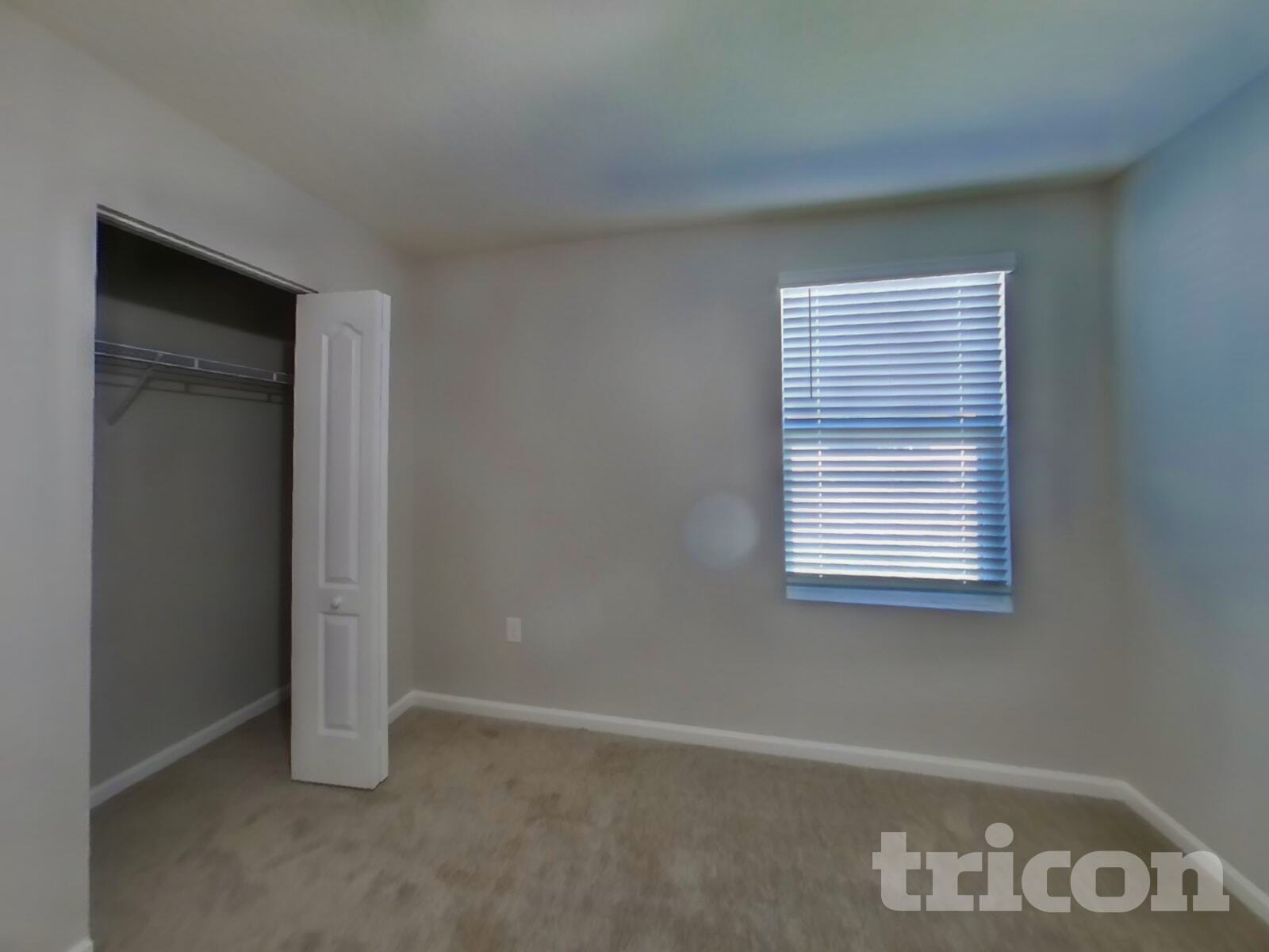 Building Photo - 2210 Pebble Point Dr