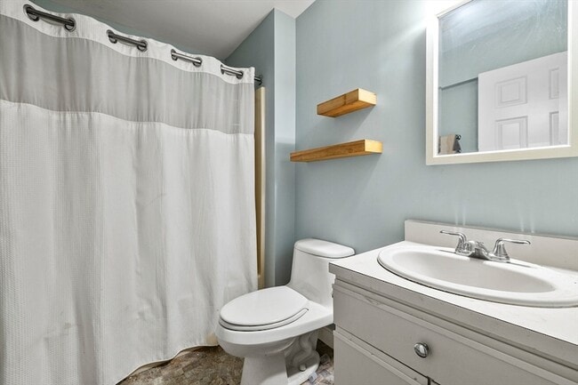 Building Photo - 45 Main St