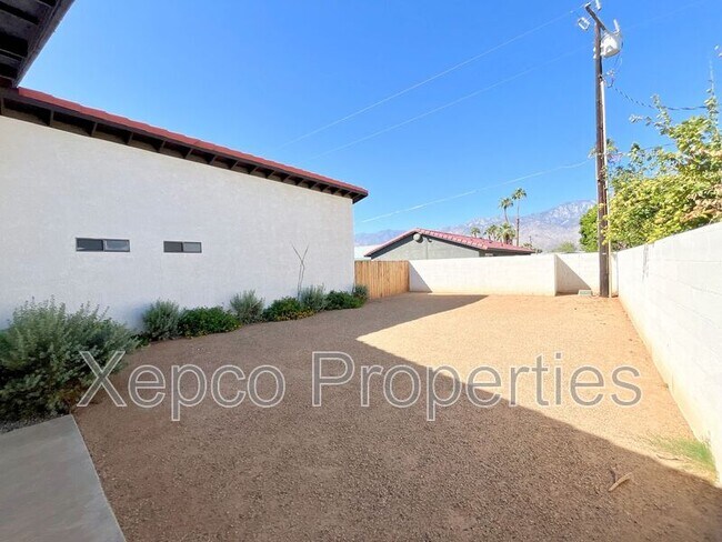 Building Photo - 33205 Wishing Well Trail