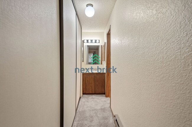 Building Photo - 2 BED & 2 BATH CONDO FOR RENT