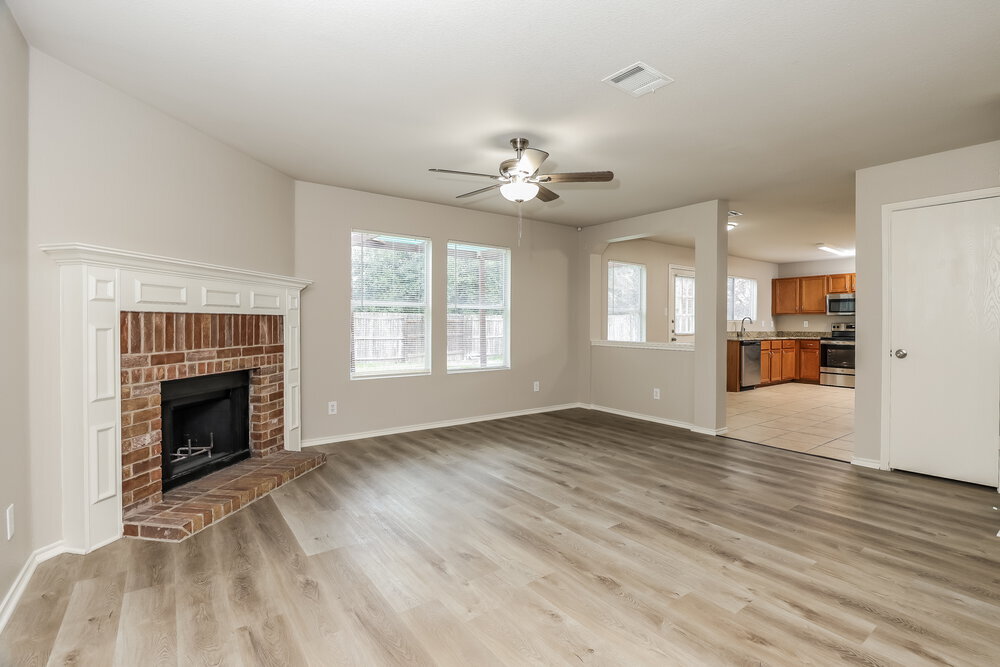 Building Photo - 113 Sunrise Falls