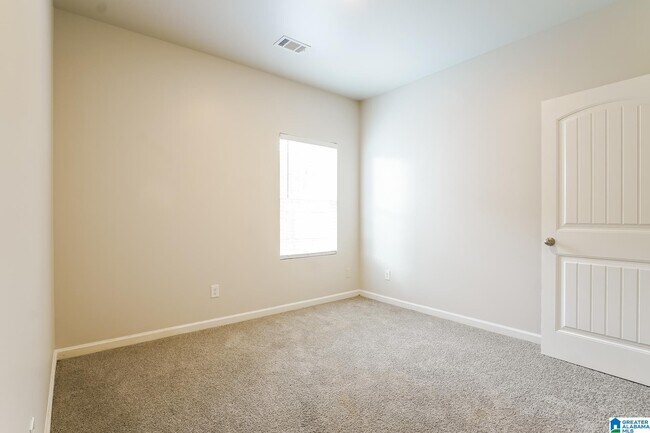 Building Photo - 4056 Pk Cv Wy