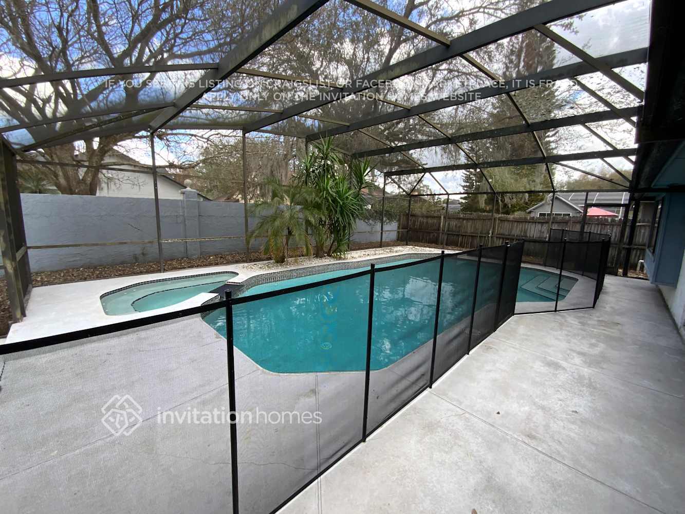 Building Photo - 3871 Biscayne Dr