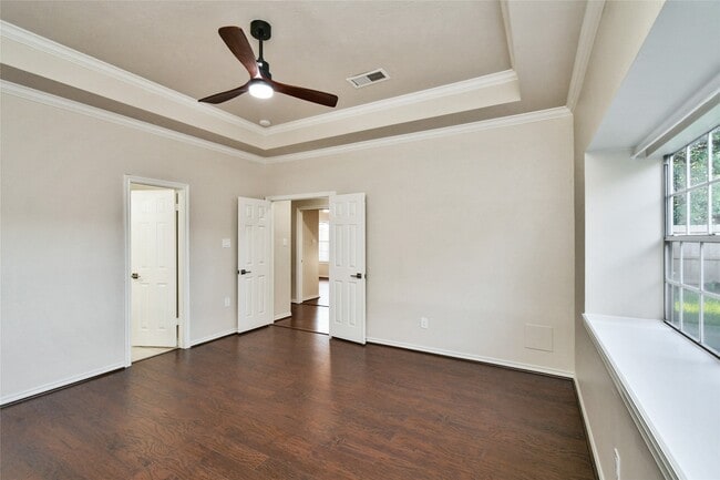 Building Photo - 1506 Forest Home Dr