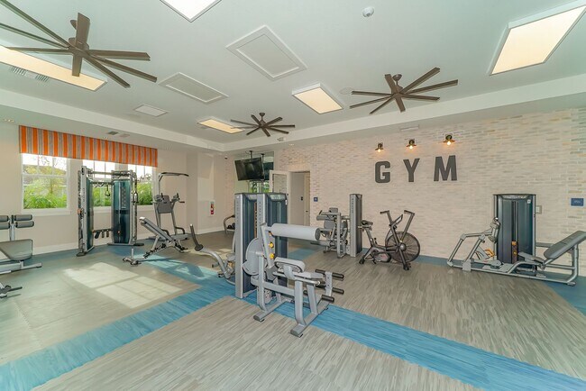 Building Photo - 4720 Willow Bend Ave