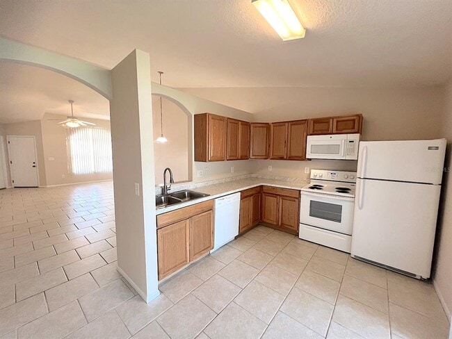 Building Photo - 14 Buttonwood Ln