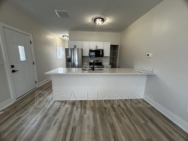 Building Photo - 3453 E 26th St