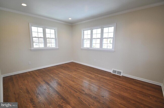 Building Photo - Beautiful Renovated Home in North Wilmington