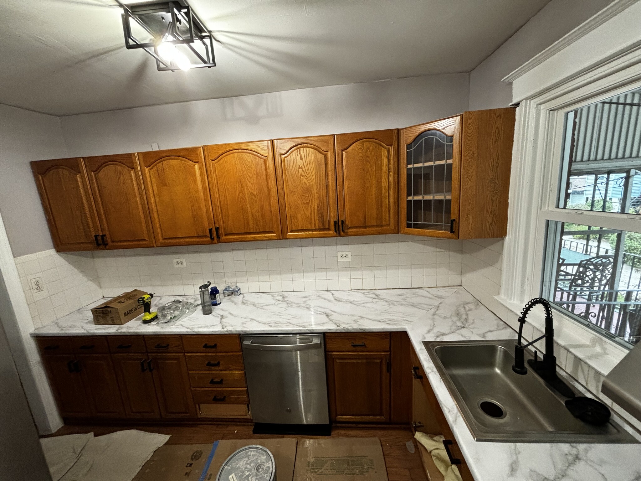 Kitchen - 5650 Woodcrest Ave