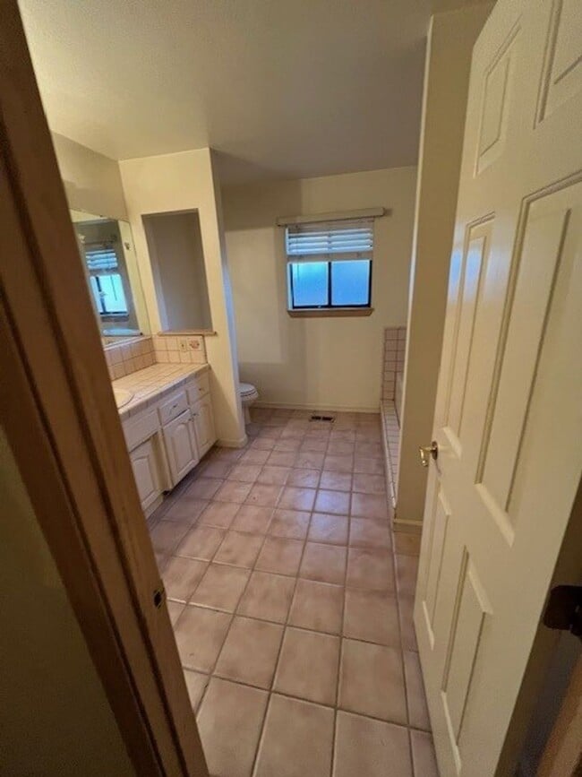 Building Photo - Coming Soon!