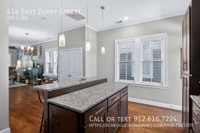 Building Photo - 414 E Duffy St